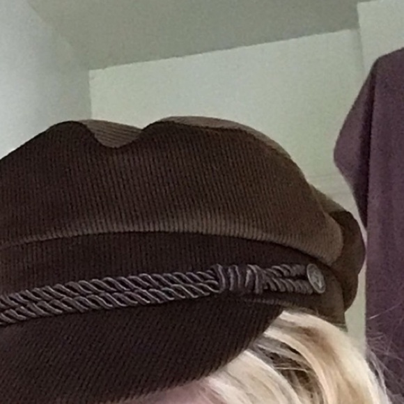 New! Rare Wyeth soft brown corded paperboy